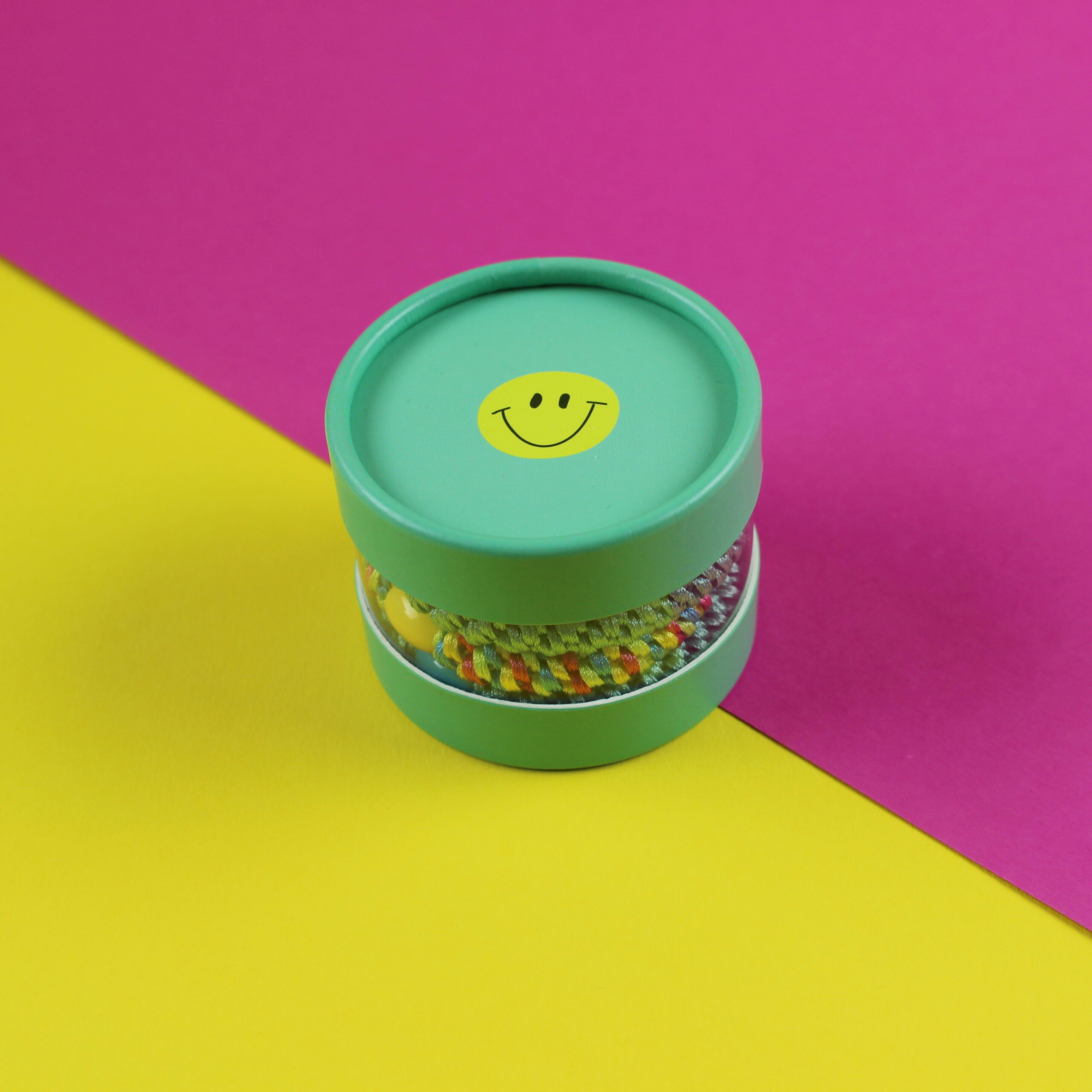 5749_Harrgummiset_MintGelb_02-scaled