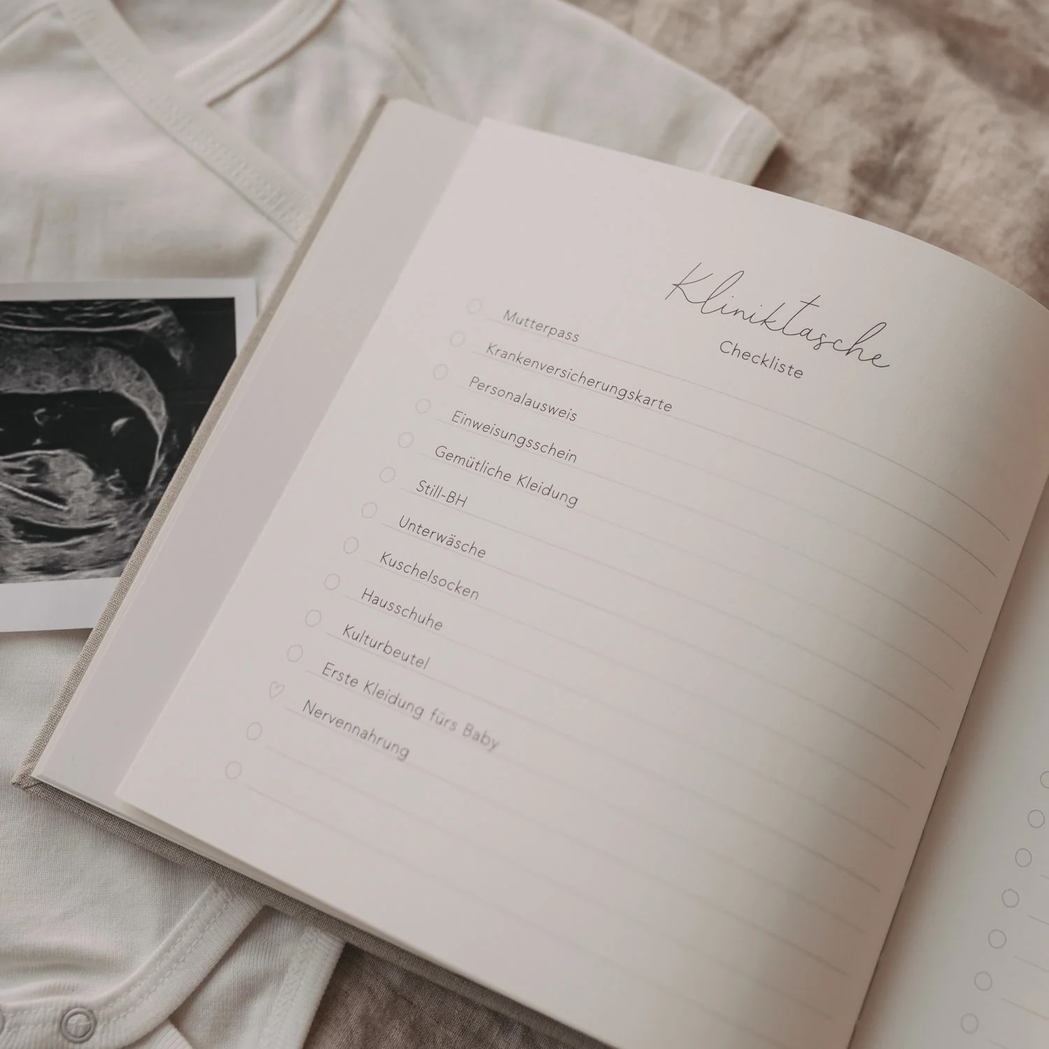 sw-077_schwangerschaftstagebuch_kleineswunder_photocredits_eulenschnitt_6.jpg